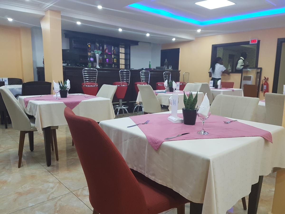 Mbayaville Hotel Douala Extérieur photo
